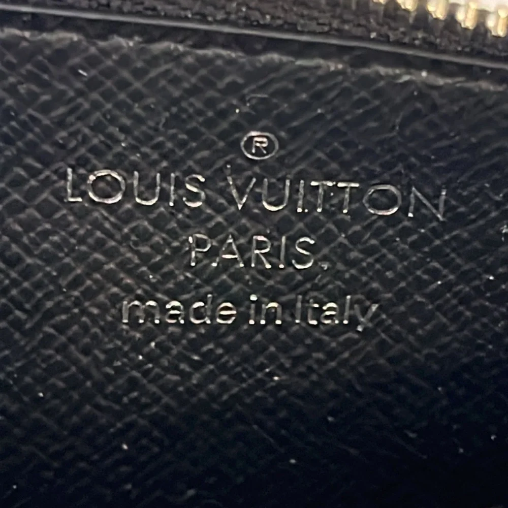 Louis Vuitton Damier Eclipse Card holder